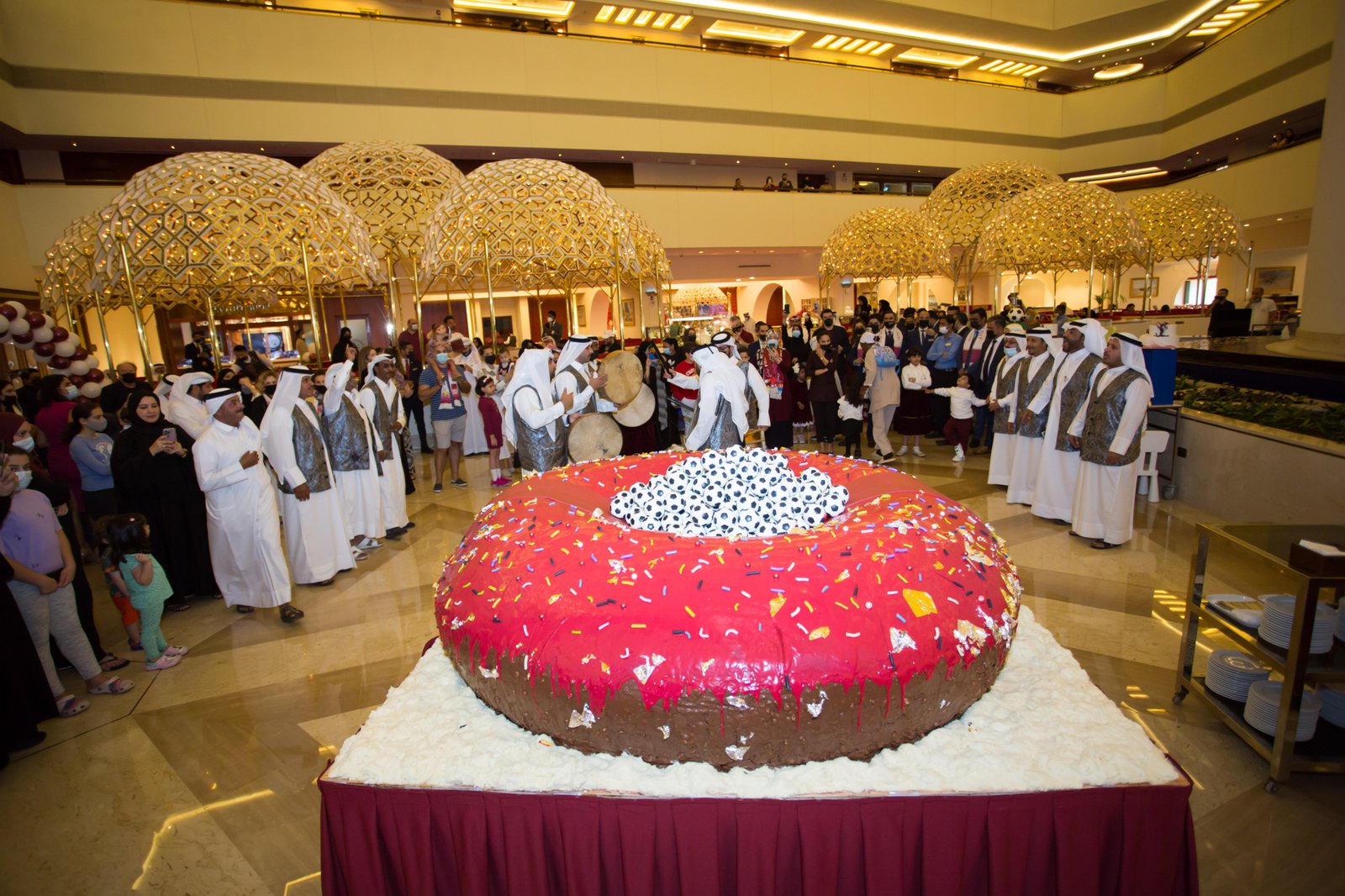 Sheraton Grand Doha celebrated Qatar National Day 2022 with a 2022 kg giant cake cutting ceremony