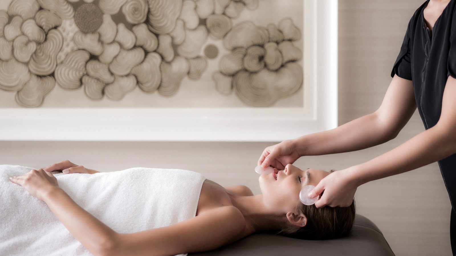 THE PEARL SPA AND WELLNESS LAUNCHES A RANGE OF MAGNESIUM BASED TREATMENTS AT FOUR SEASONS HOTEL DUBAI INTERNATIONAL FINANCIAL CENTRE WITH “OF THE ISLANDS”