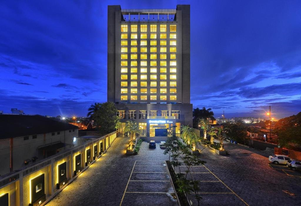 DoubleTree by Hilton Pune, Chinchwad