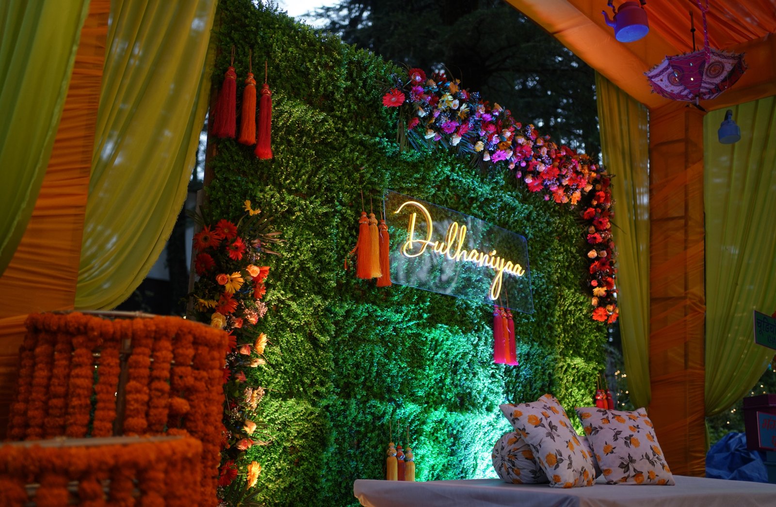 Weddings in the luxurious haven surrounded by nature