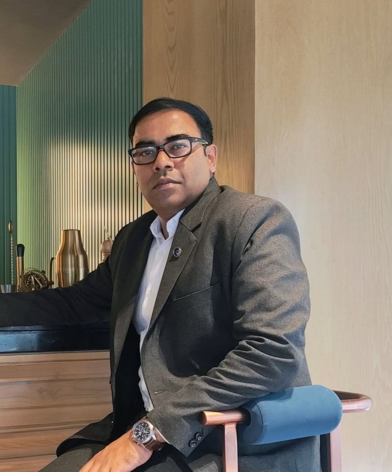 Novotel Jodhpur ITI Circle Elevates Parvinder Yadvendu to Director of Food & Beverage Service