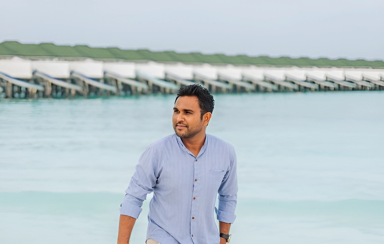 Siyam World Maldives Elevates Adam Afsan to Director of Sales